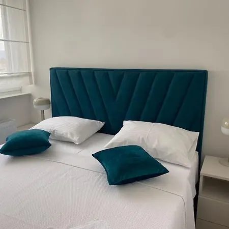 Apartment Omega
