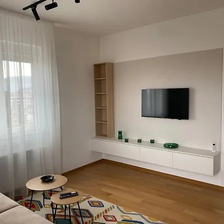 Omega Apartment *