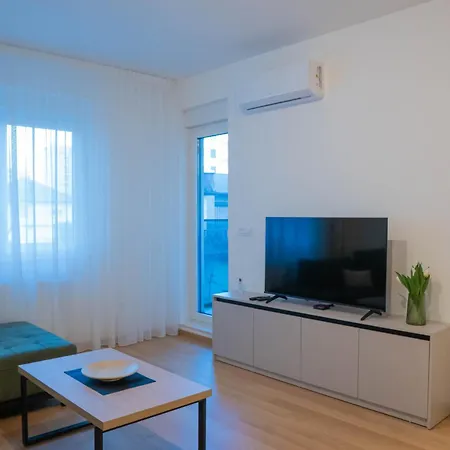 Apartman Omega *